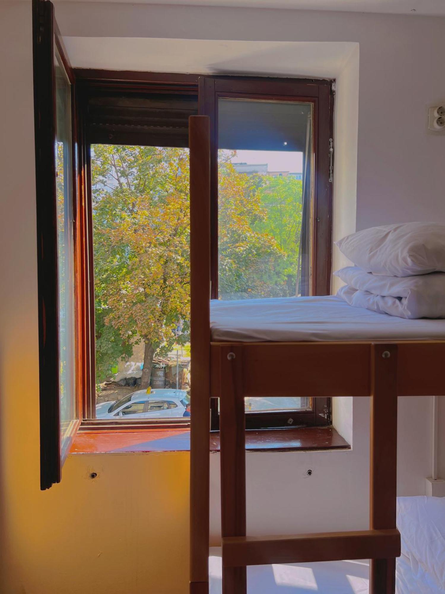 Happy Cat Old Town Hostel 베오그라드 외부 사진